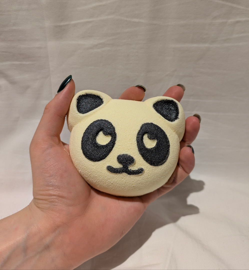 Polly the Panda Bath Bomb